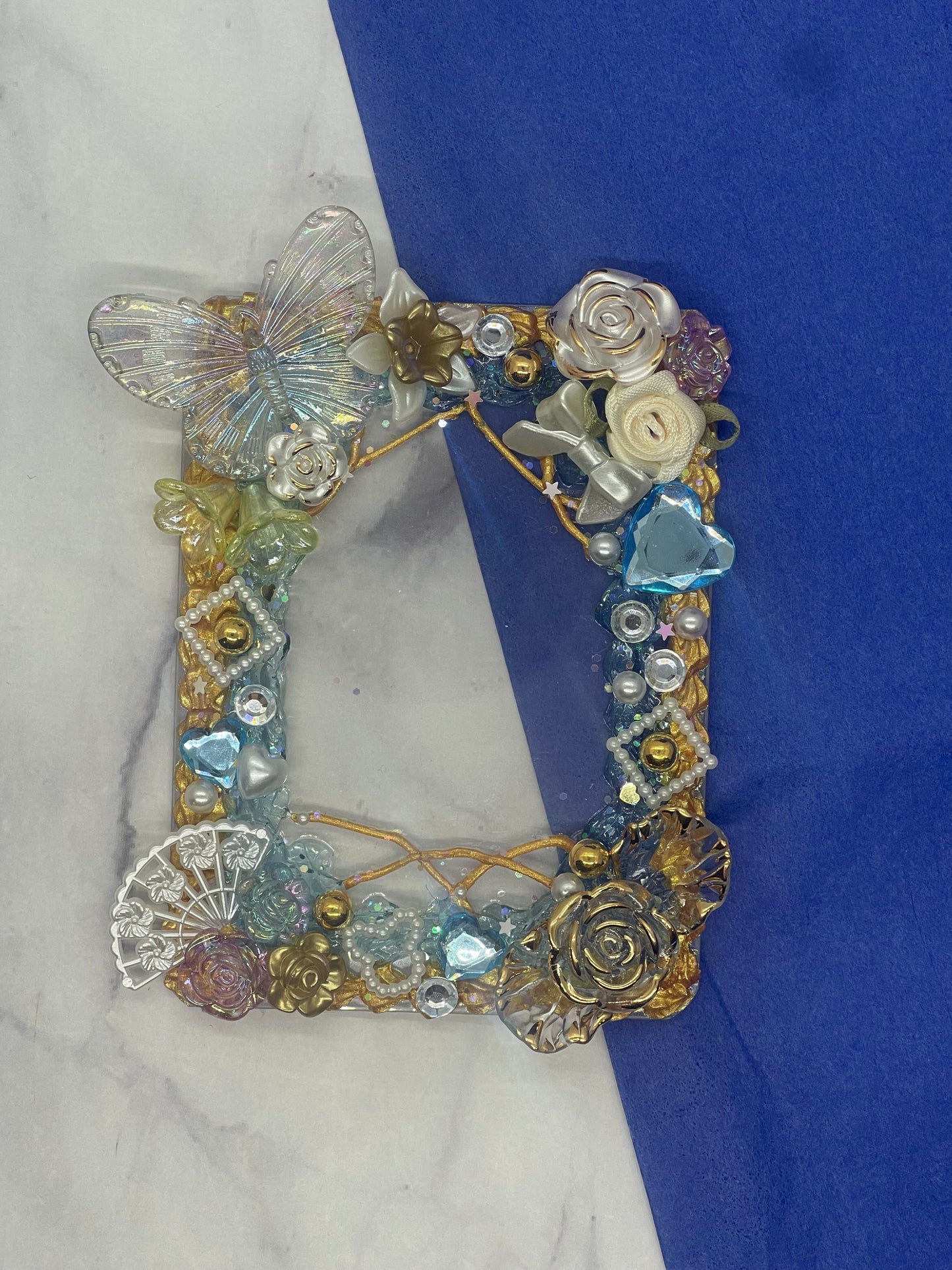 Light blue and gold theme- decoden card holder