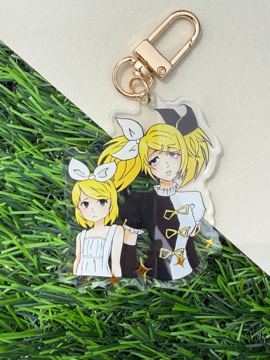 Meltdown acrylic keychain- golf embossed details
