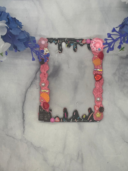 Themed decoden card top loaders-pinks and purple